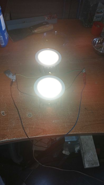 Лунички - лед лампи за таван illuxtron linea 75 HV 9W 300K 35бр.