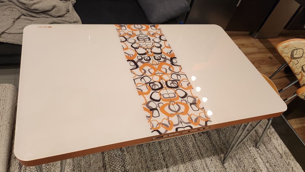 Разтегателна  маса