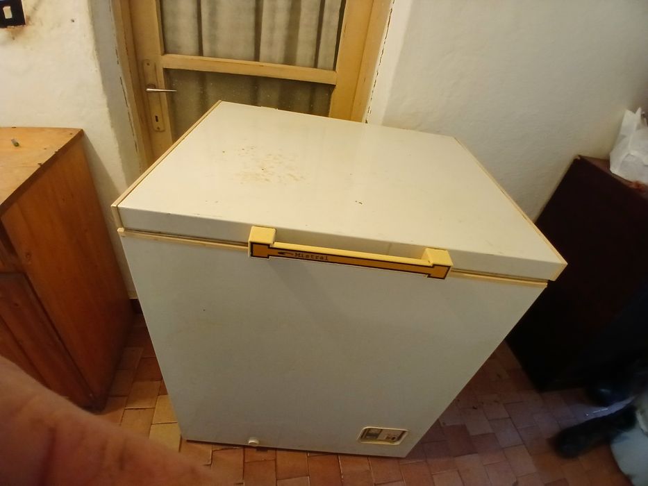 Vând  ladă frigorifica