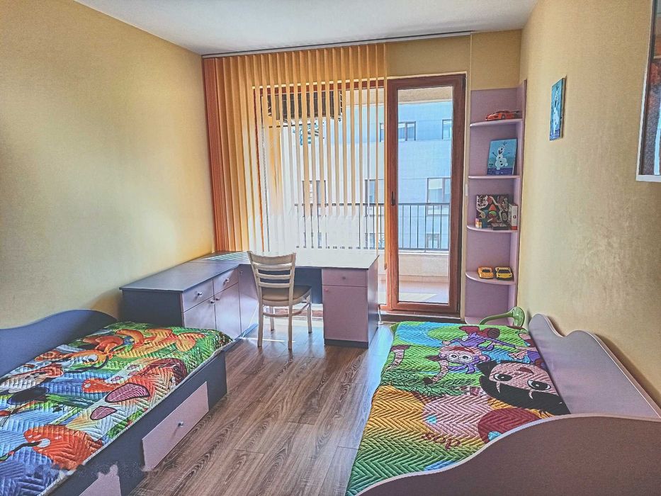 Дава се под наем Тристаен апартамент в Варна, Трошево - 100 кв.м за 850 € - Снимка #3
