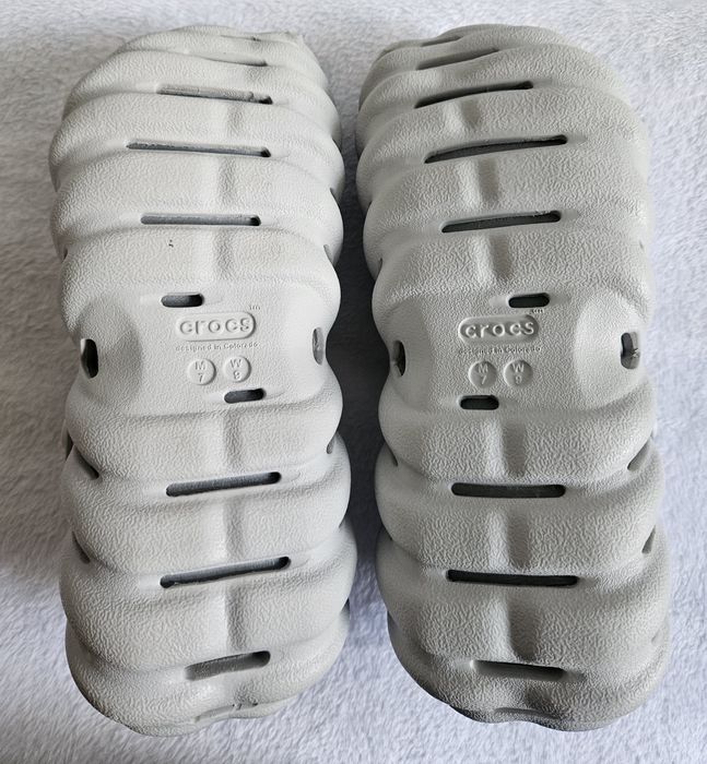 Crocs original gri M7 W9, talpă chunky, barete textile – mărimea 39-40