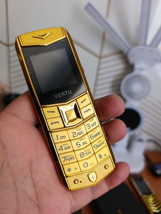 Vertu модели несколько супер распродажа количество ограничено