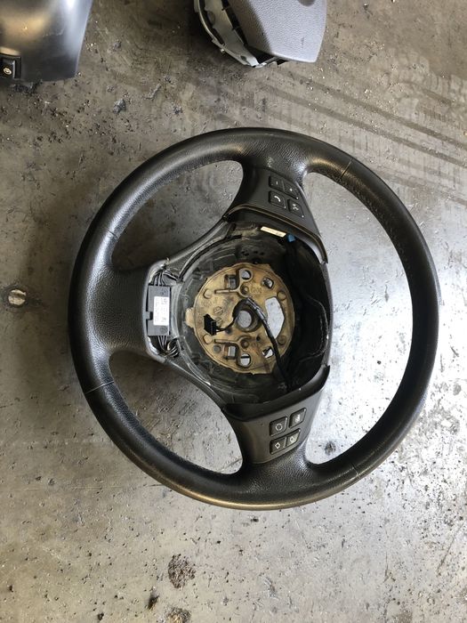 Волан с подгрев бмв 3 е90/91 ( volan s podgrev bmw 3 e90/91 )