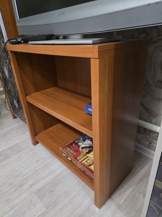 Два шкафчика и полка