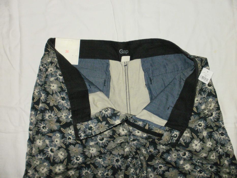 GAP, MADE BY MONKEYS нови къси панталони L/XL