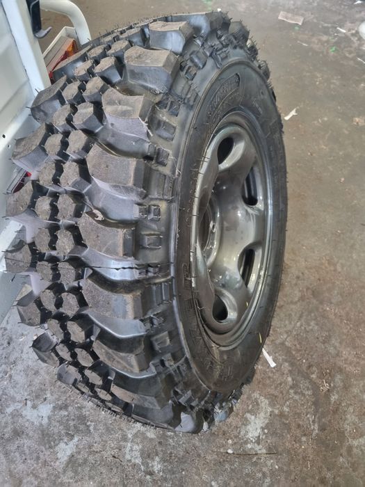 Гуми за офроуд 4x4