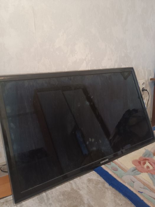 Телевизор SAMSUNG