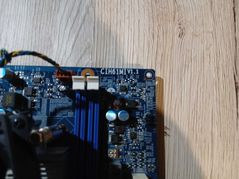 kit placa de baza OEM Lenovo + i3 + cooler