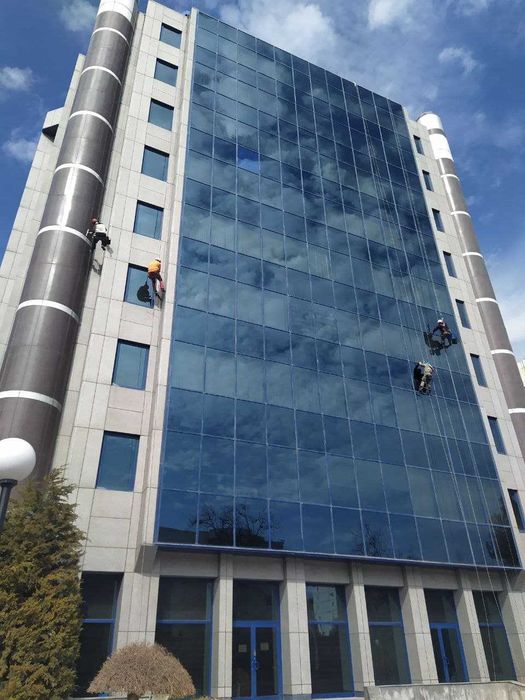 Альпинисты. Мойка окон,зданий и конструкций