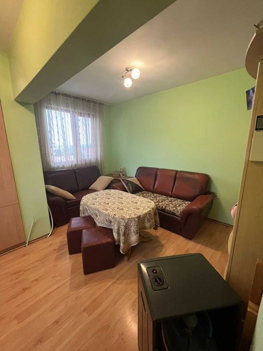 Продава се Тристаен апартамент в Търговище, Център - 85 кв.м за 1410 €/кв.м - Снимка #2