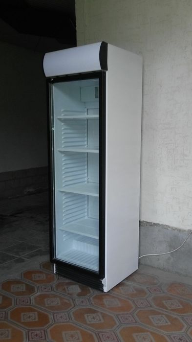 Холодильники для магазина