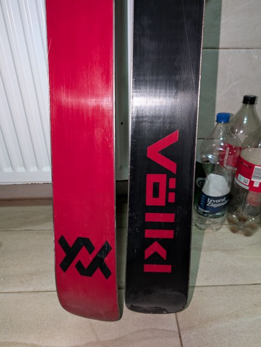 Schiuri Volkl Revolt 95 165cm Freeride Freestyle
