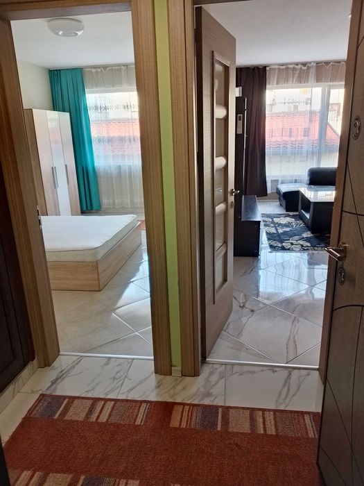 Продава се Двустаен апартамент в Варна, Аспарухово - 60 кв.м за 1148 €/кв.м - Снимка #3