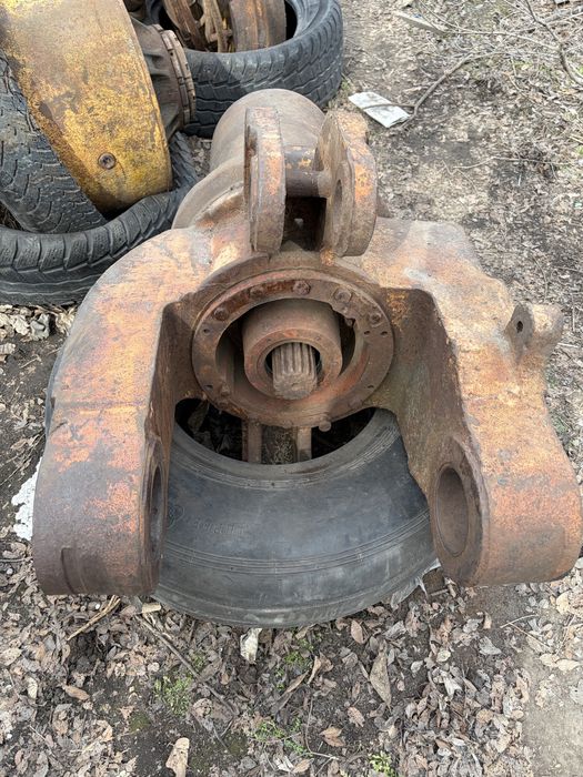 Продам раму к701, пушку, редукторы моста.