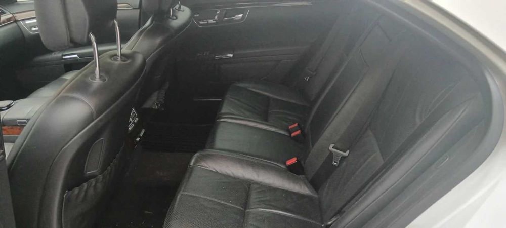Продавам напълно обслужен Mercedes-Benz S 350, AMG пакет.