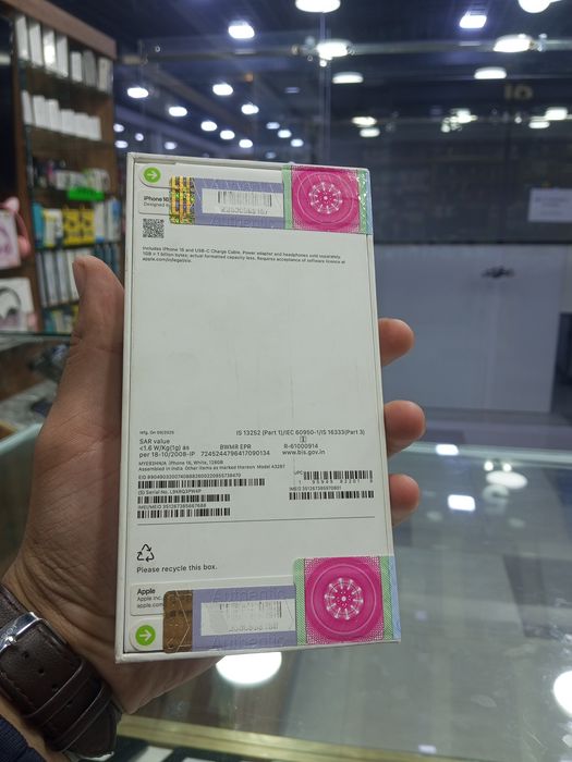 Iphone 16 yangi ochilmagan