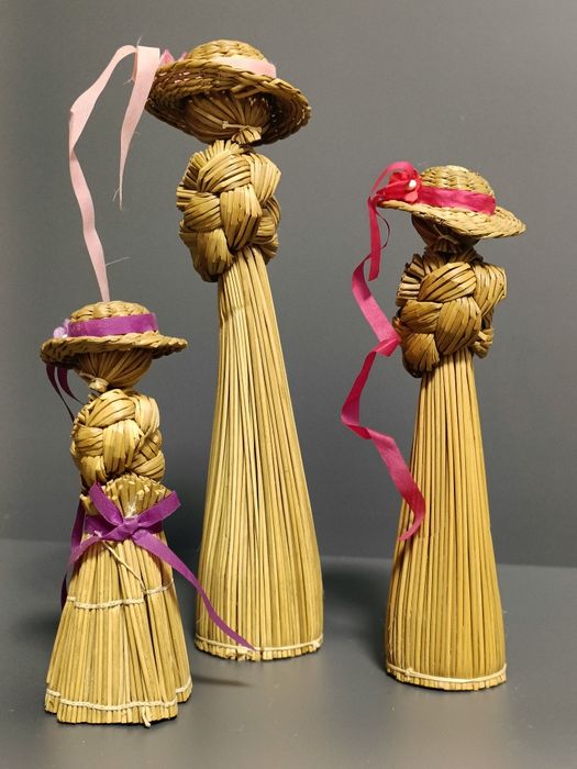 Păpuși japoneze din paie