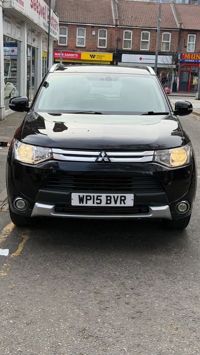 Mitsubishi Outlander 2.2 DI-D 4x4 Automatic – 7 места