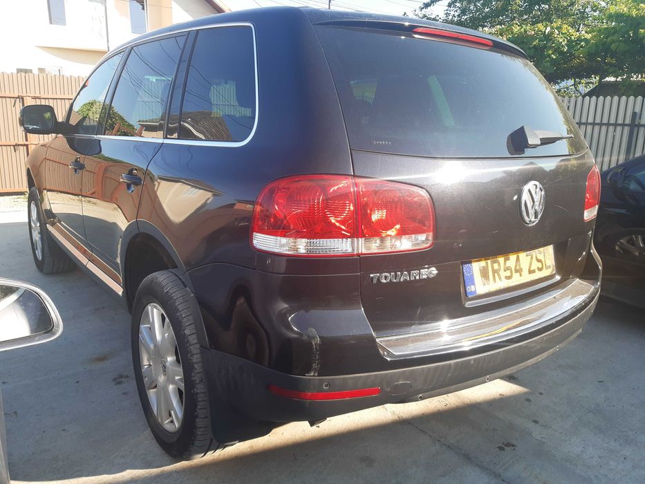 Portiere stanga vw touareg 7L nonfacelift culoare negru cod LC9Z