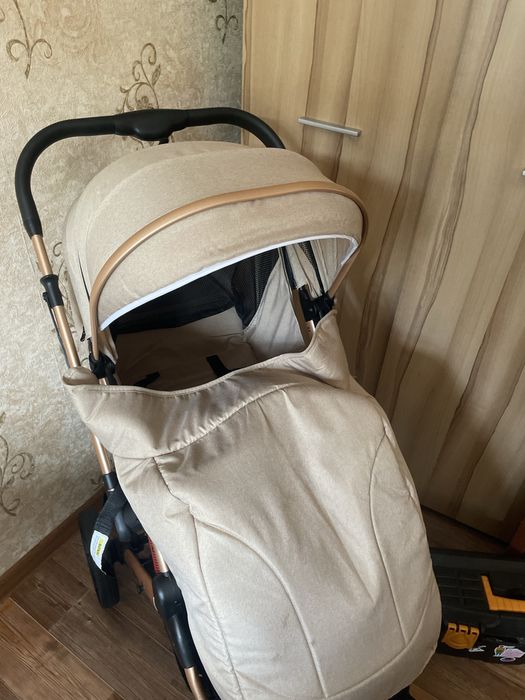 1+1 Продаю коляску и манеж ВМЕСТЕ