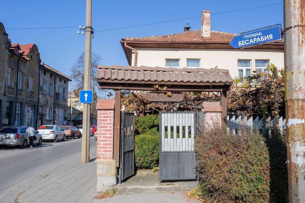 Продавам Лозата Шиваров мост