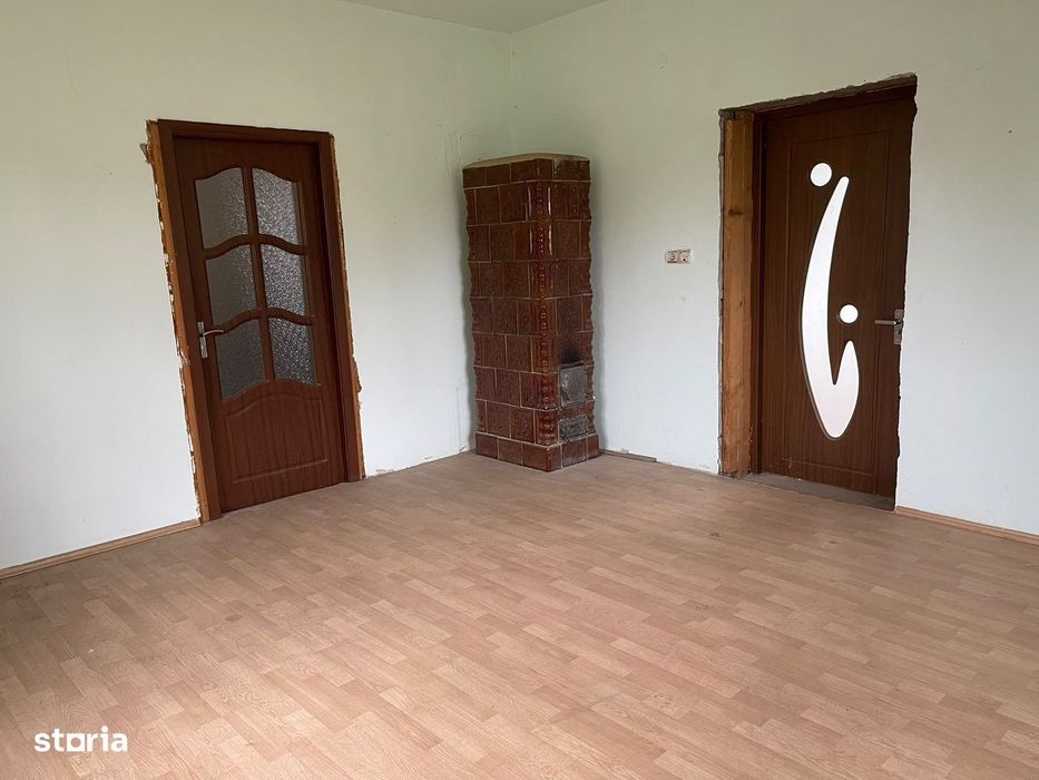 COMISION 0 | Casă cu teren 2.850 mp | Utilități trase | Tomnatic