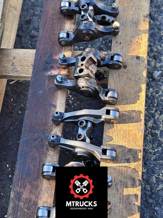 Tacheți cu role ax came – Original MAN