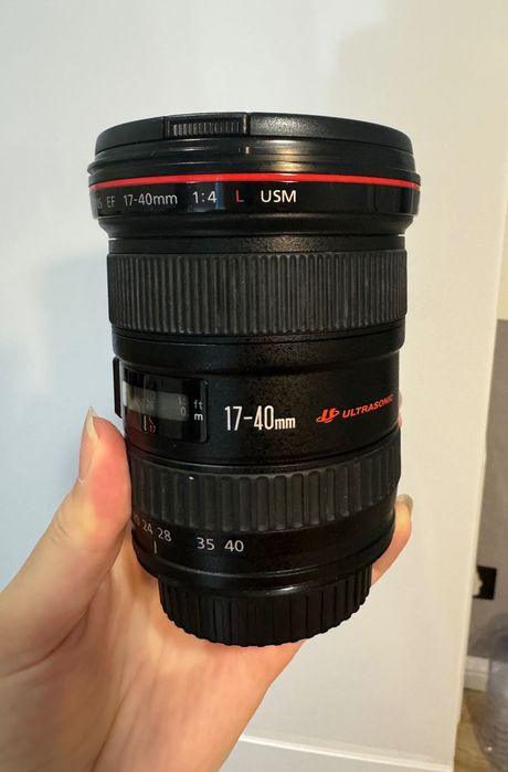 Объектив Canon EF 17-40 mm