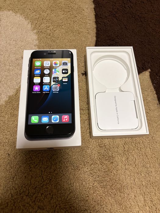 Cutie iphone Se 64 gb