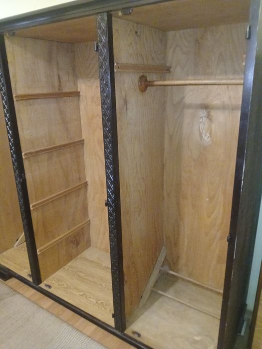 Dulap masiv de va.zare