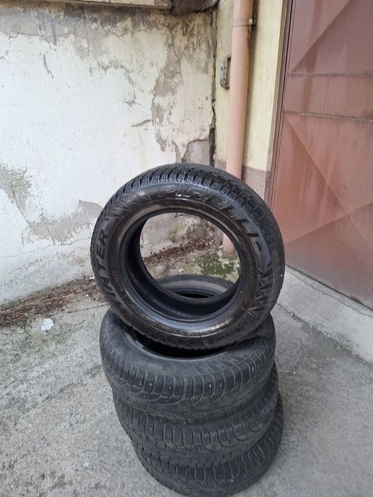 Гуми зимни pirelli 195 65 15