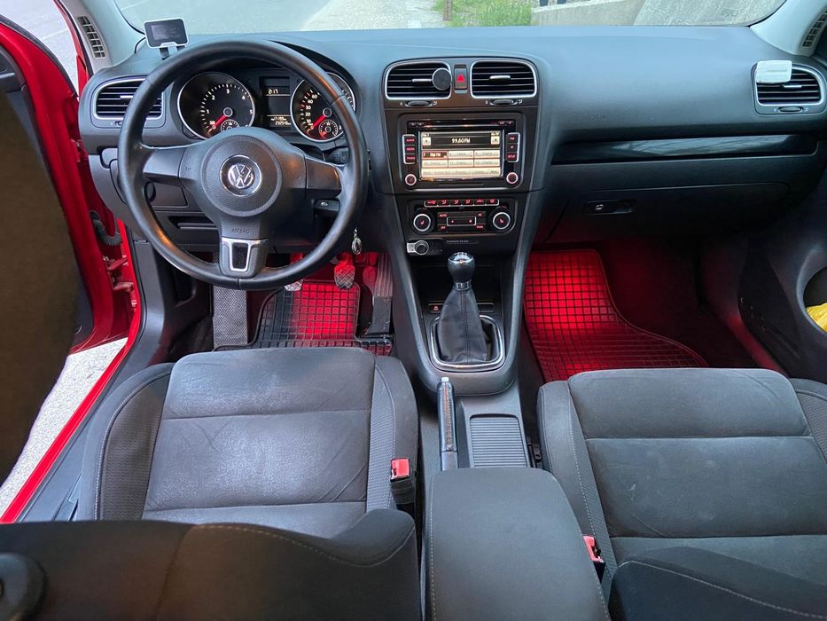 Vând Volskwagen Golf 6 1.6 Tdi.