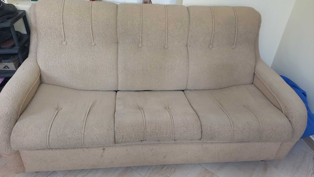 Продавам холно обзавеждане/ холна гарнитура