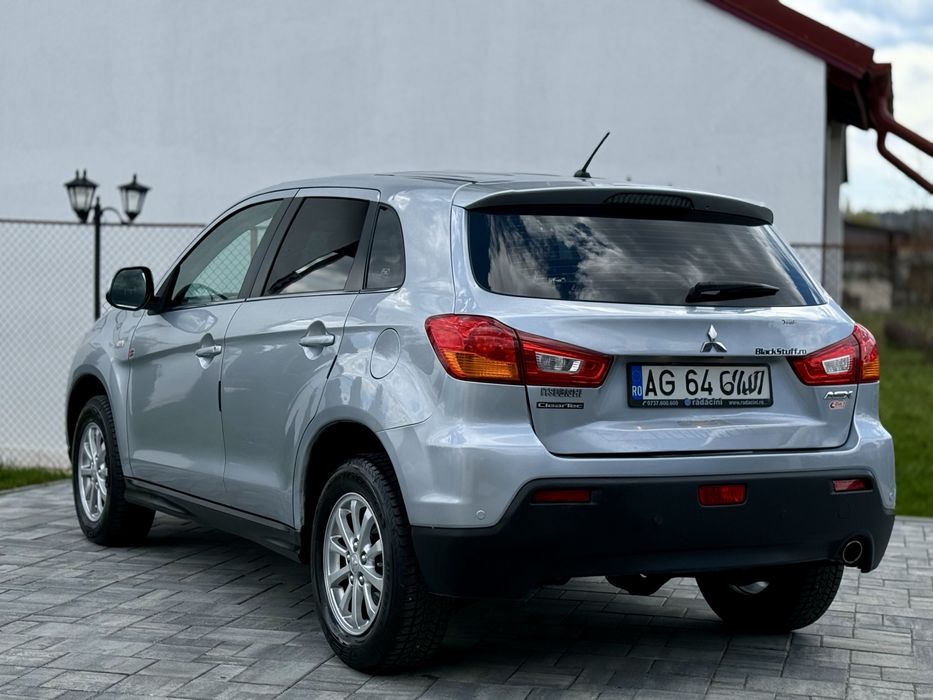 Vând Mitsubishi ASX Benzina Euro5 Climatronic Carplay