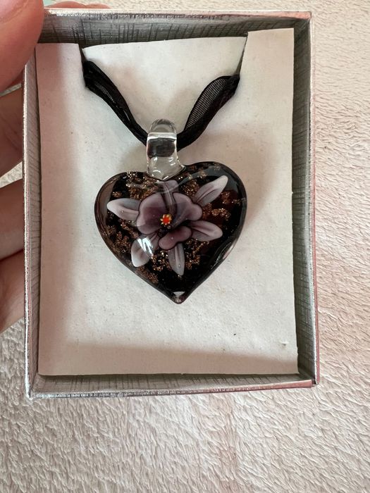 Колие с висулка цвете