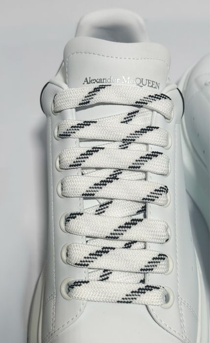 Alexander Mcqeen alb negru