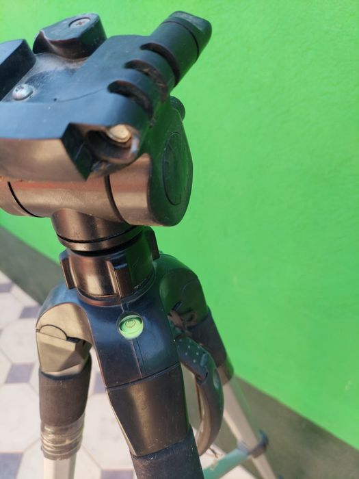 Штатив  в хорошем состоянии