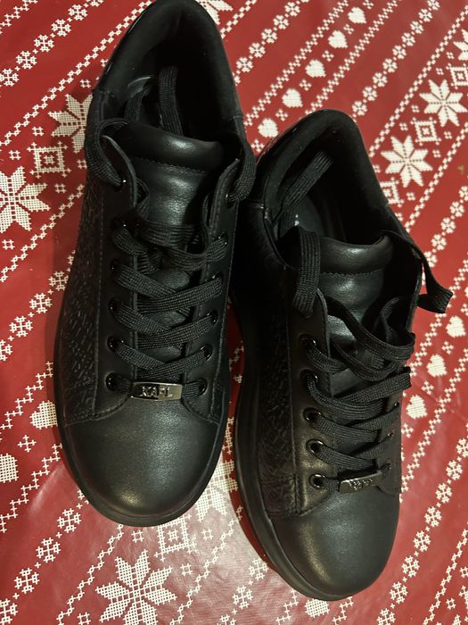 Adidasi barbati Karl Lagerfeld 42