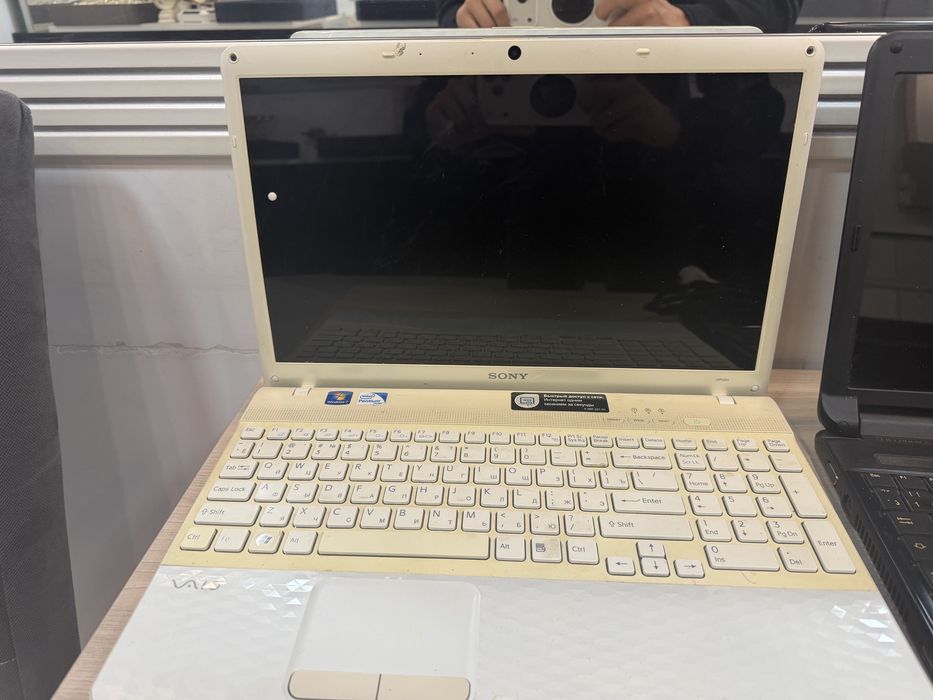 Ноутбук(Sony 2011) Ноутбуки