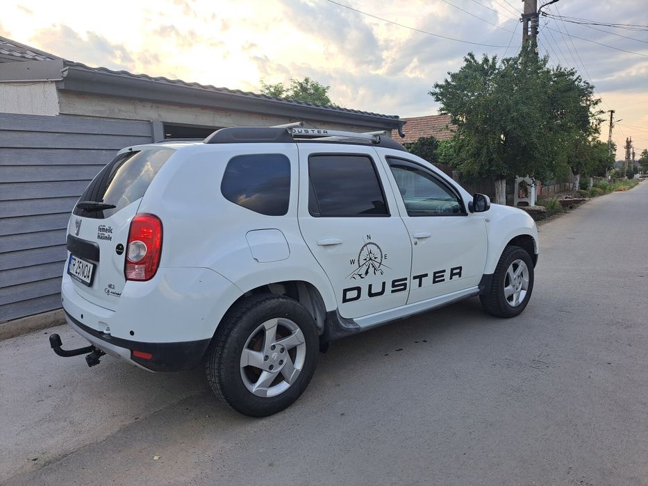 DACIA Duster 2011 — imagine 4