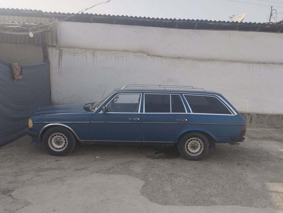 Мерседес 123 универсал сотилади