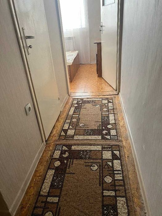 Продава се Тристаен апартамент в Плевен, Сторгозия - 60 кв.м за 723 €/кв.м - Снимка #2