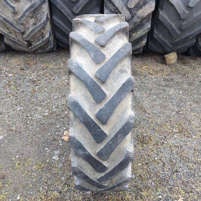 Cauciucuri 11.2-24 (280/85R24) Semperit Lichidare Stoc Anvelope SH
