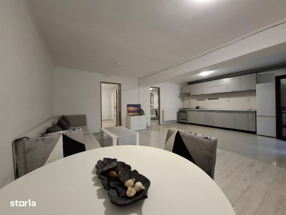 Casa 3 Camere  |  B-Dul Mamaia -  Ion Ratiu  |