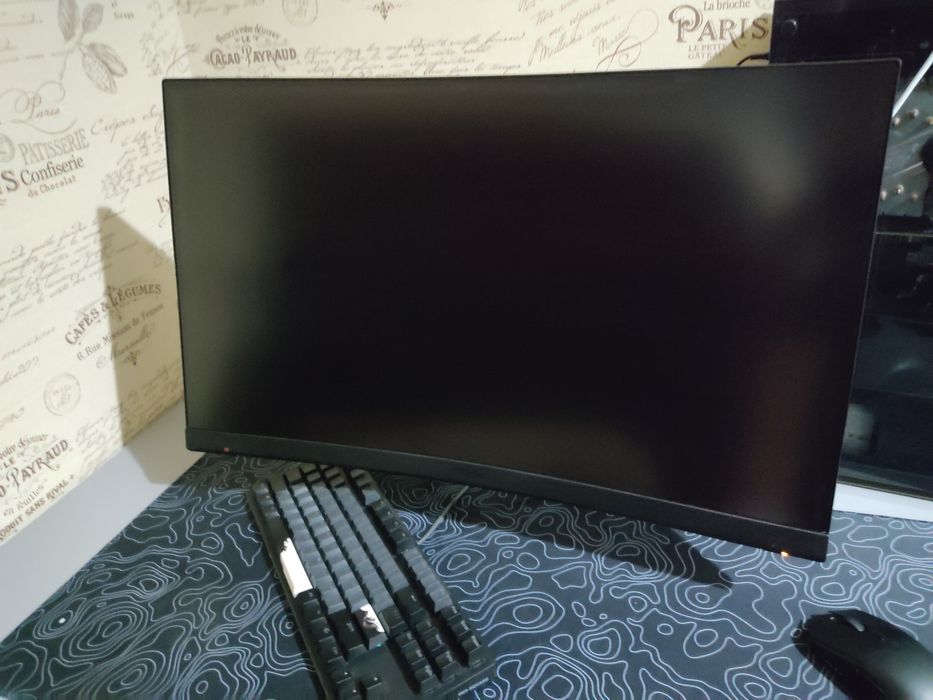 Монитор в идеальном состоянии