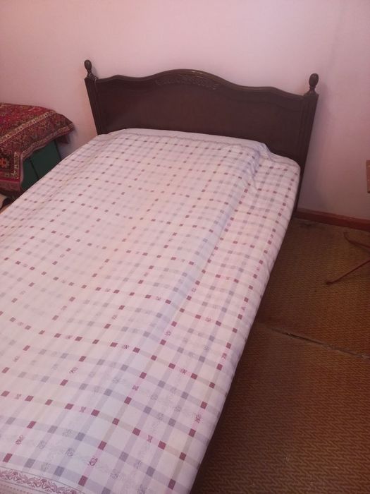 Продаётся кровать