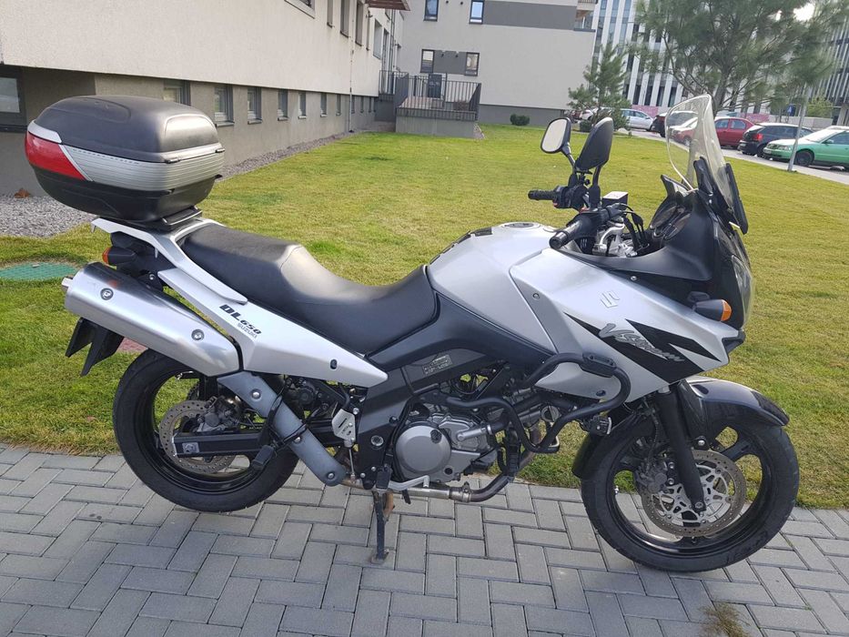 Suzuki V-Strom DL 650 an 2005