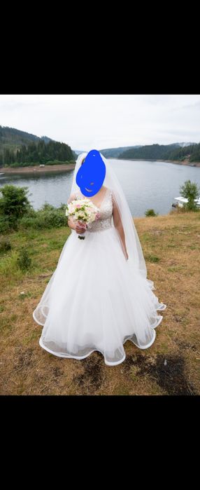 Rochie mireasa superba