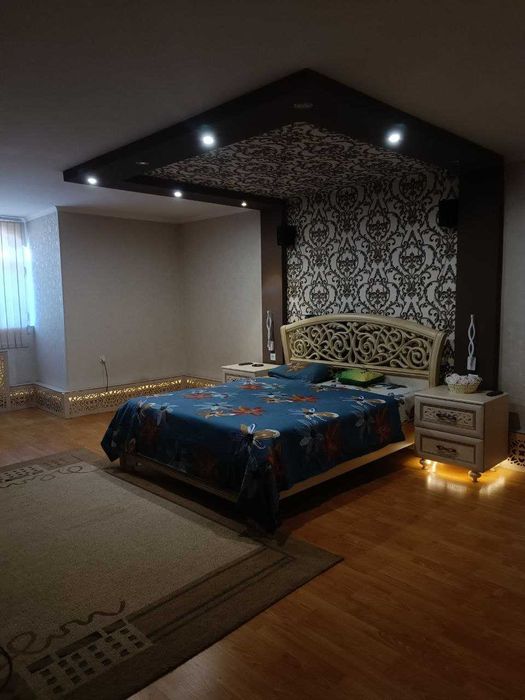 Продажа! Домрабад ! Евро Дом два дома 8 ком бассейн  4 сотки 250000y/e