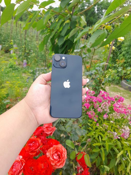 Vand iphone 14 in stare impecabila, folosit cateva luni